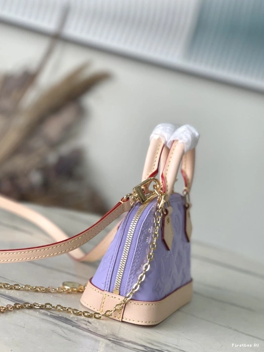 First bag LOUIS Alma-18*12*8cm Nano VUITTON 0801